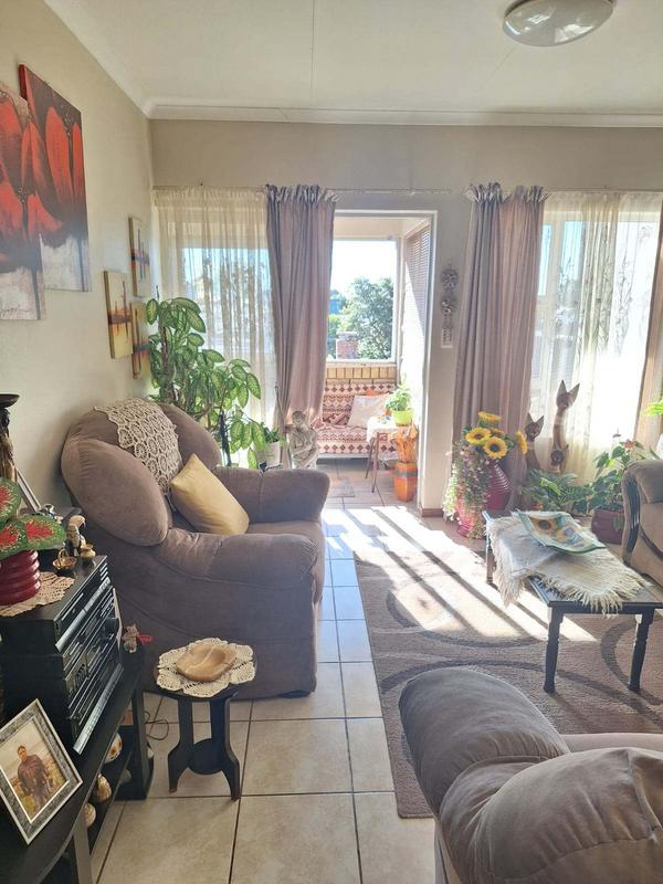 2 Bedroom Property for Sale in Hartenbos Western Cape